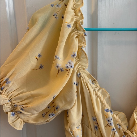 Lulu's Pale Yellow Floral Maxi Dress with Blue Blossoms - Picture 2 of 4